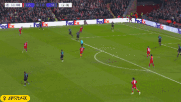 轮到利物浦，还是曼城？英超最佳魔咒发力，两人下课，一人不留队